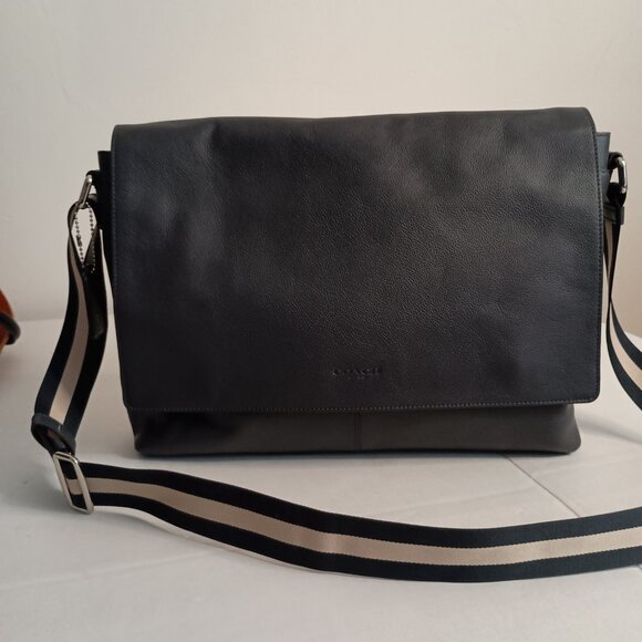 Coach Navy Blue Pebbled Charles Leather Messenger Bag F54792 Excellent Condition - Picture 7 of 15